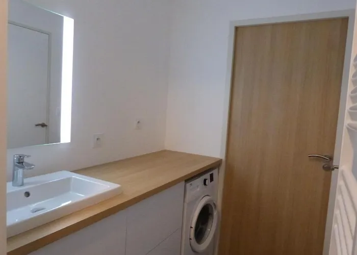 1 Mer, Plage, Piscine, Parking, Clim, Animaux Admis - Fr-1-194-216 * La Tranche-sur-Mer